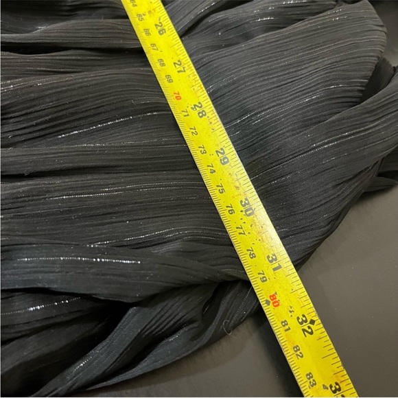 House of Harlow 1960 Black with Sparkle Thread Ruched Long Sleeve Dress - Picture 15 of 16